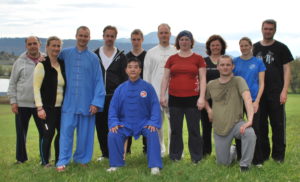 Meister Li im Allgäu mit Tai Chi Schülern
